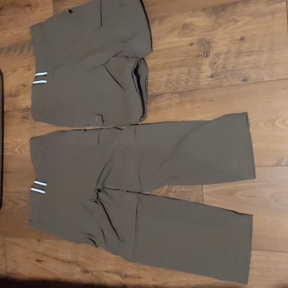 Excellent L.L. Bean Kids Convertible Pants Set, size 4/5 (but fit like 4/5/6) - Picture 6 of 7